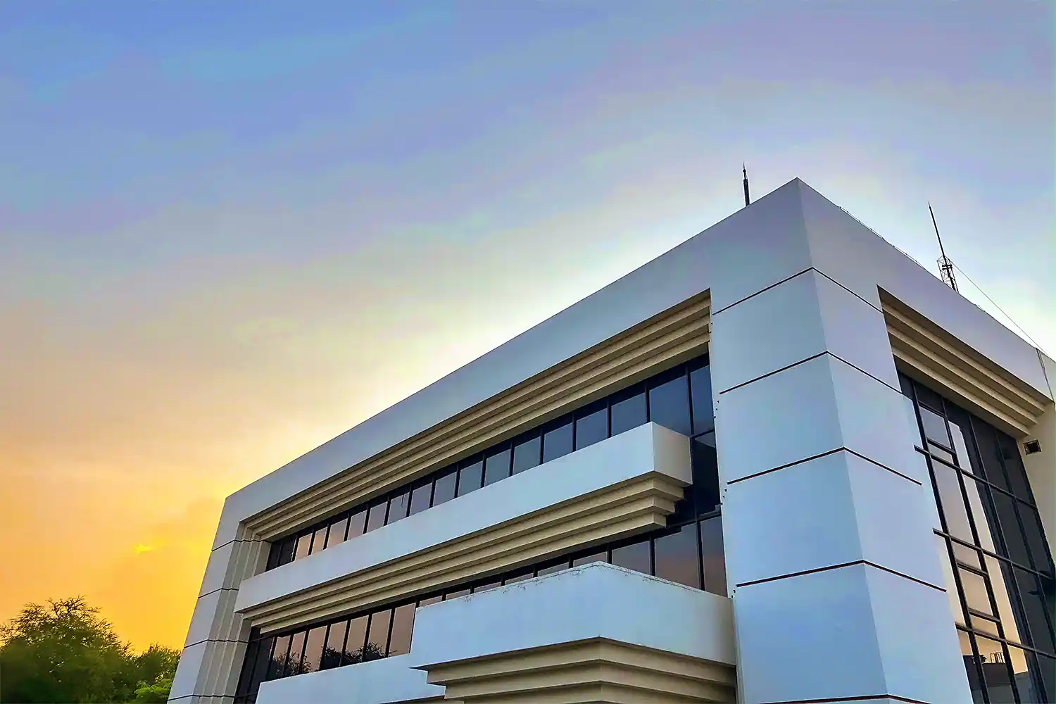 LABS Masuk Manufaktur Alkes, Suntik Modal Rp44 Miliar ke Esora