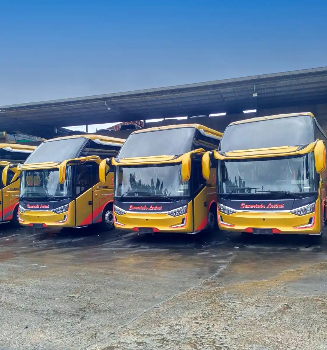 Hino Serahkan 6 Bus Baru, Dukung Transportasi di Kalimantan