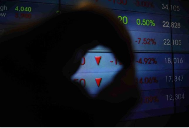 IHSG Diramal Terkoreksi, Cek Saham Rekomendasi Hari ini