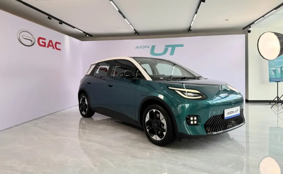 Mobil Listrik Baru AION UT Siap Rilis di GIIAS 2025