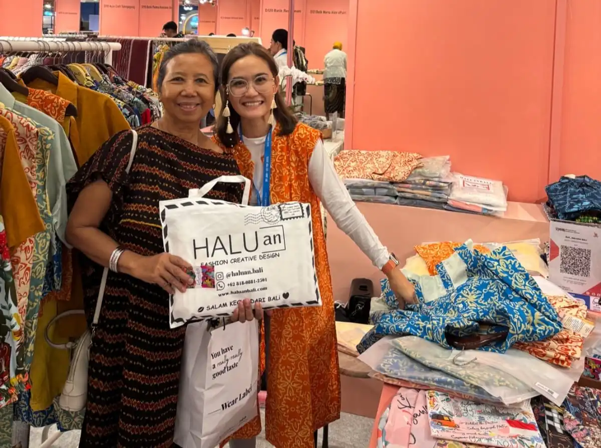 Terlibat di Pameran BRI, Pengusaha Muda Asal Bali Pasarkan Fashion dengan Sentuhan Digital