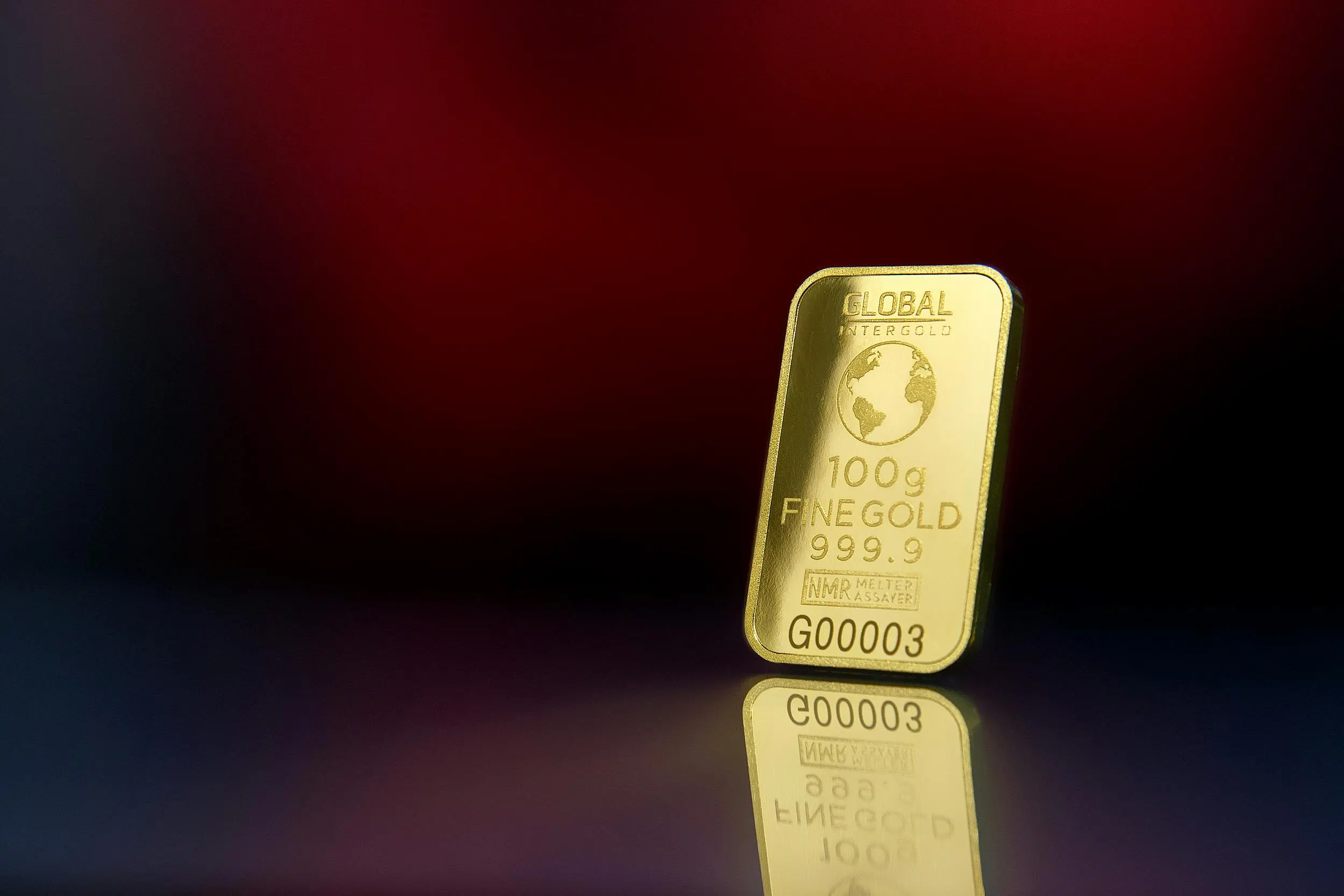 Emas Rekor Baru Tembus USD3.600, Ada Kabar dari The Fed