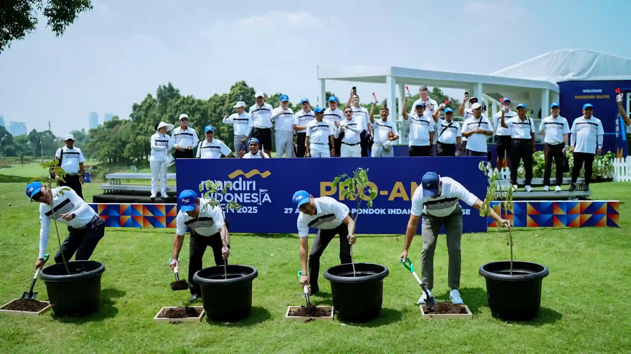 Mandiri Perkuat Komitmen ESG Lewat Livin’ Planet dan Looping For Life