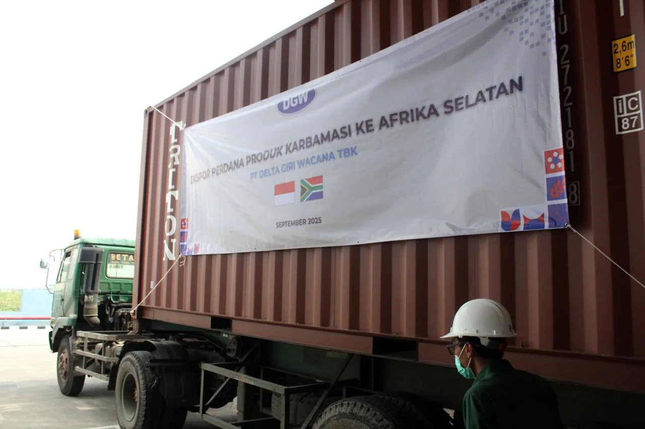 PT Delta Giri Wacana (DGWG) Kirim Pupuk ke Afrika Selatan