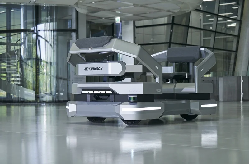 Ban 3D dan Robotik Hankook Curi Perhatian di Design Innovation Day 2025