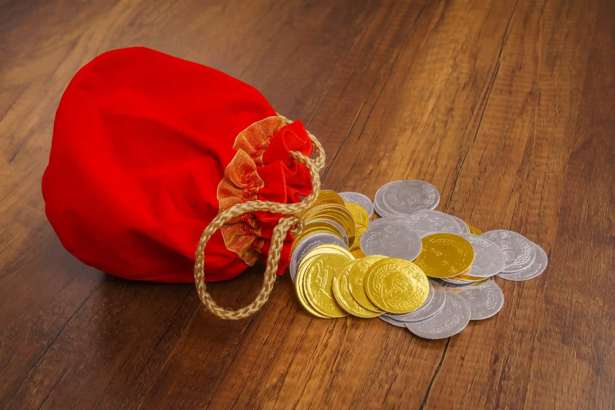 Data Pengangguran AS Pangkas Harga Emas Dunia 