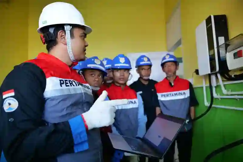 Pertamina Ubah Cara Belajar Sains Lewat Sekolah Energi Berdikari