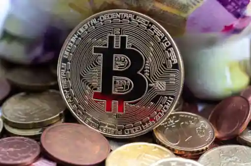 Tekanan Jangka Pendek Bayangi Bitcoin, Investor Diminta Waspada
