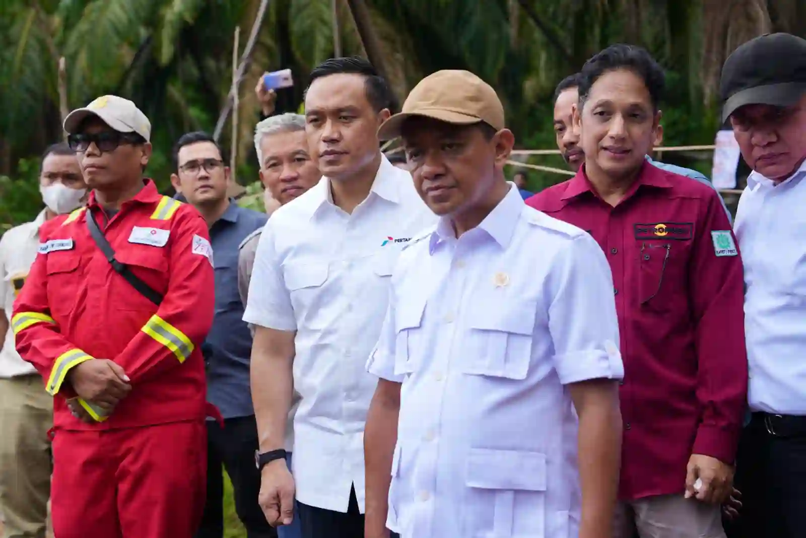 Tinjau Sumur Rakyat, Bahlil dan Pertamina Cari Cara Tingkatkan Produksi Migas
