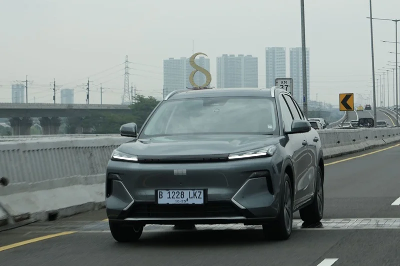 Geely Starray EM-i Tantang Dominasi Hybrid Jepang, Tembus 1.017 Km 
