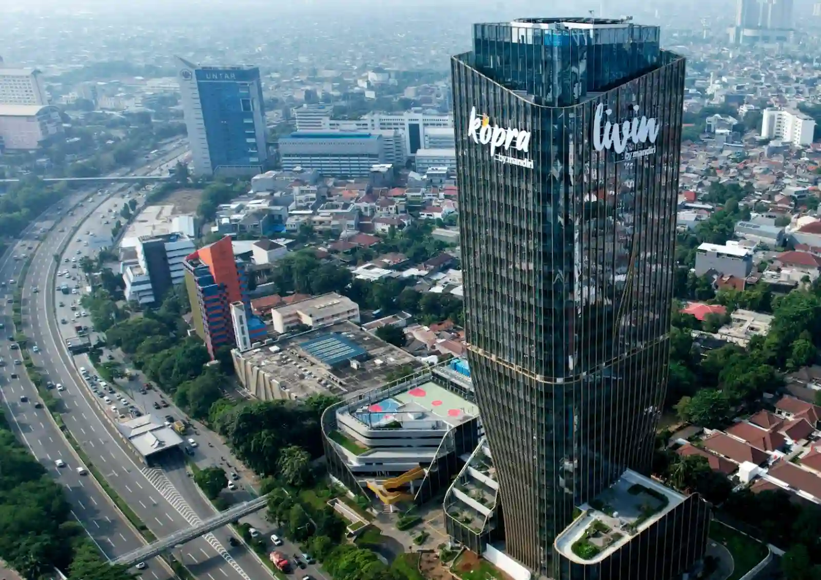 Setahun Prabowo-Gibran, Bank Mandiri Sabet Best Bank Indonesia