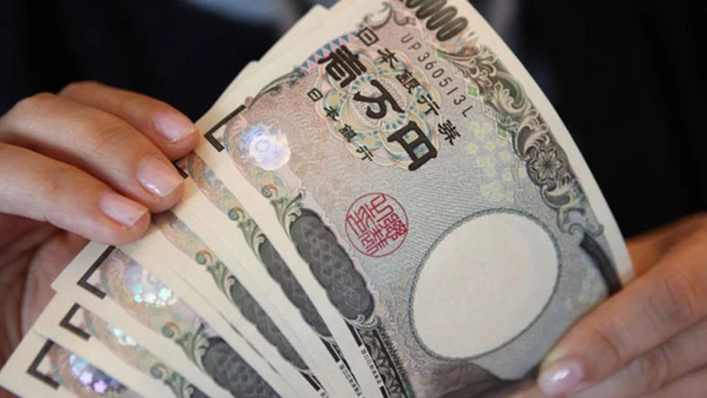 Yen Kehilangan Power, Dominasi Dolar AS Kian Kuat