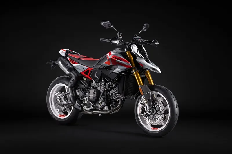 Ducati Hypermotard V2 Hadir dengan Mesin 890cc Generasi Baru