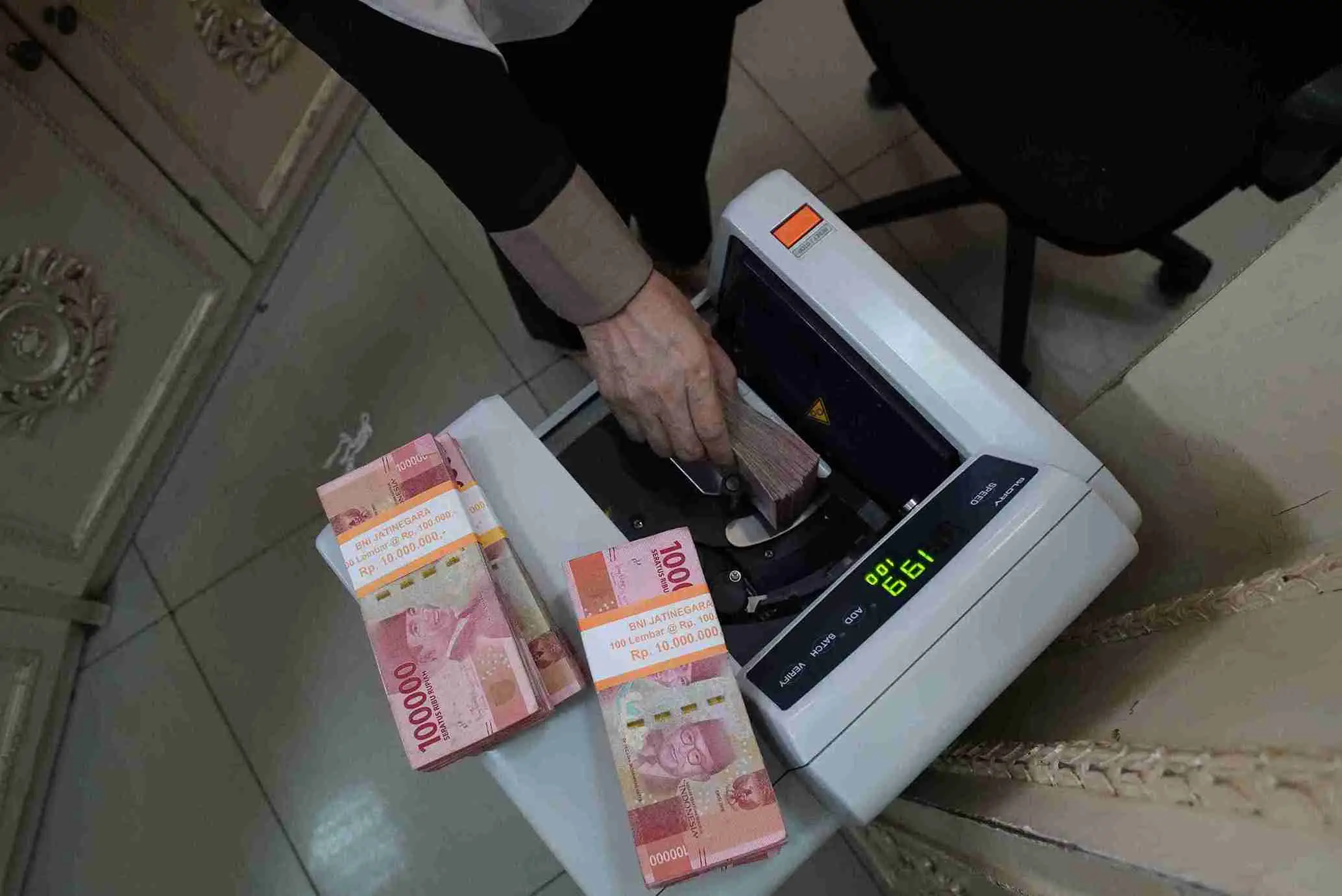 Rupiah Melemah, BI Siapkan Regulasi Redenominasi