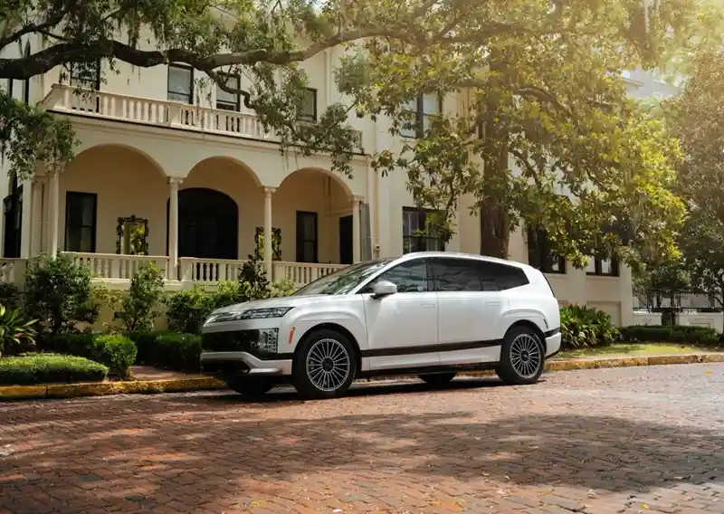 IONIQ 9 dan SANTA CRUZ Lolos Standar Baru IIHS 2025