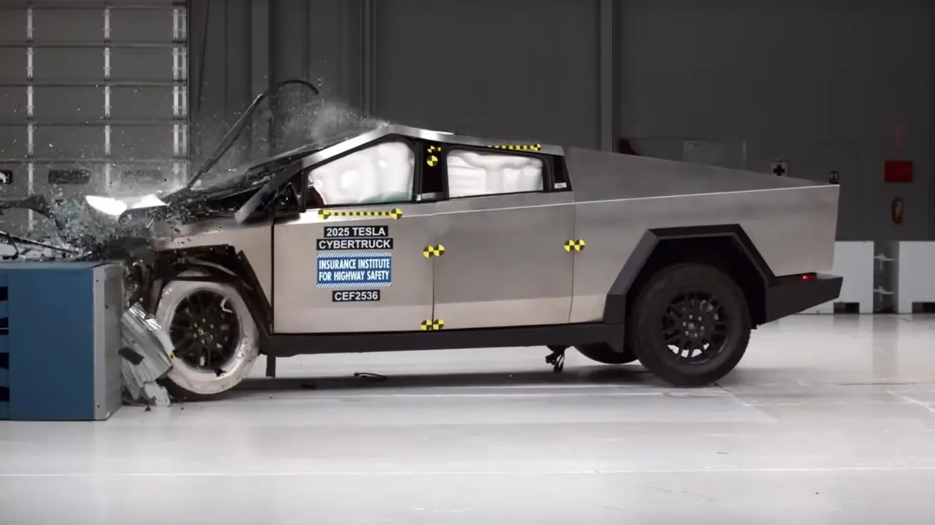 Uji Tabrak Tesla Cybertruck Diakui Aman, tapi Gagal Masuk Eropa?