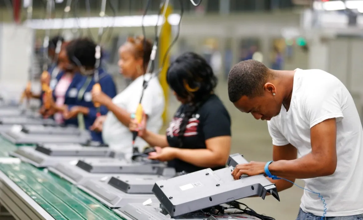 Lapangan Kerja AS Tersendat, Ekonomi Tumbuh tapi Perekrutan Jalan di Tempat