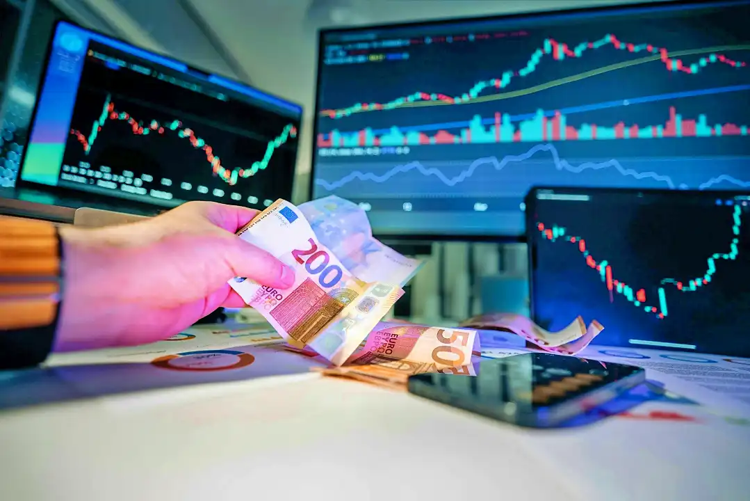 Bursa Eropa Lesu Imbas Ancaman Tarif Donald Trump