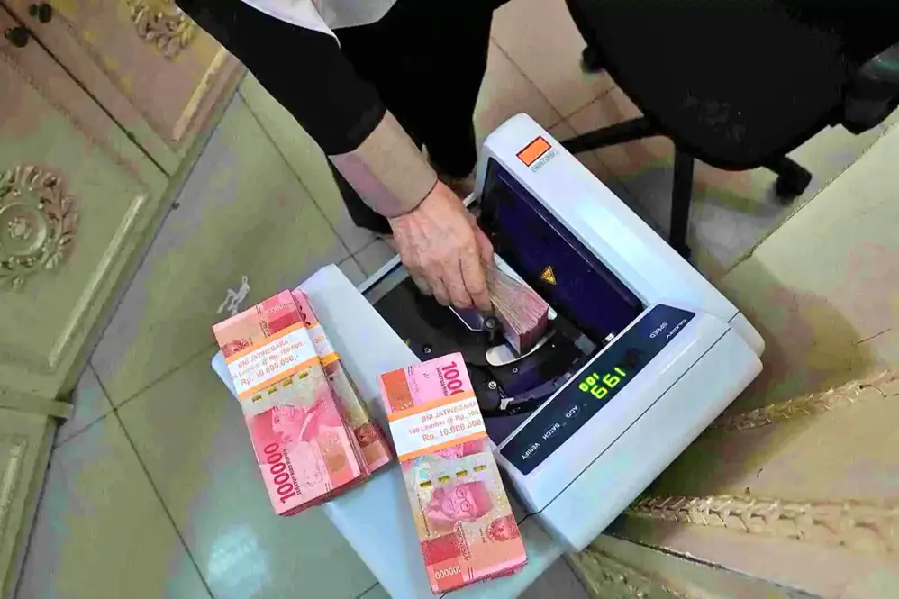 Rupiah di Titik Terlemah, Investor Cemas Soal Isu Fiskal dan BI