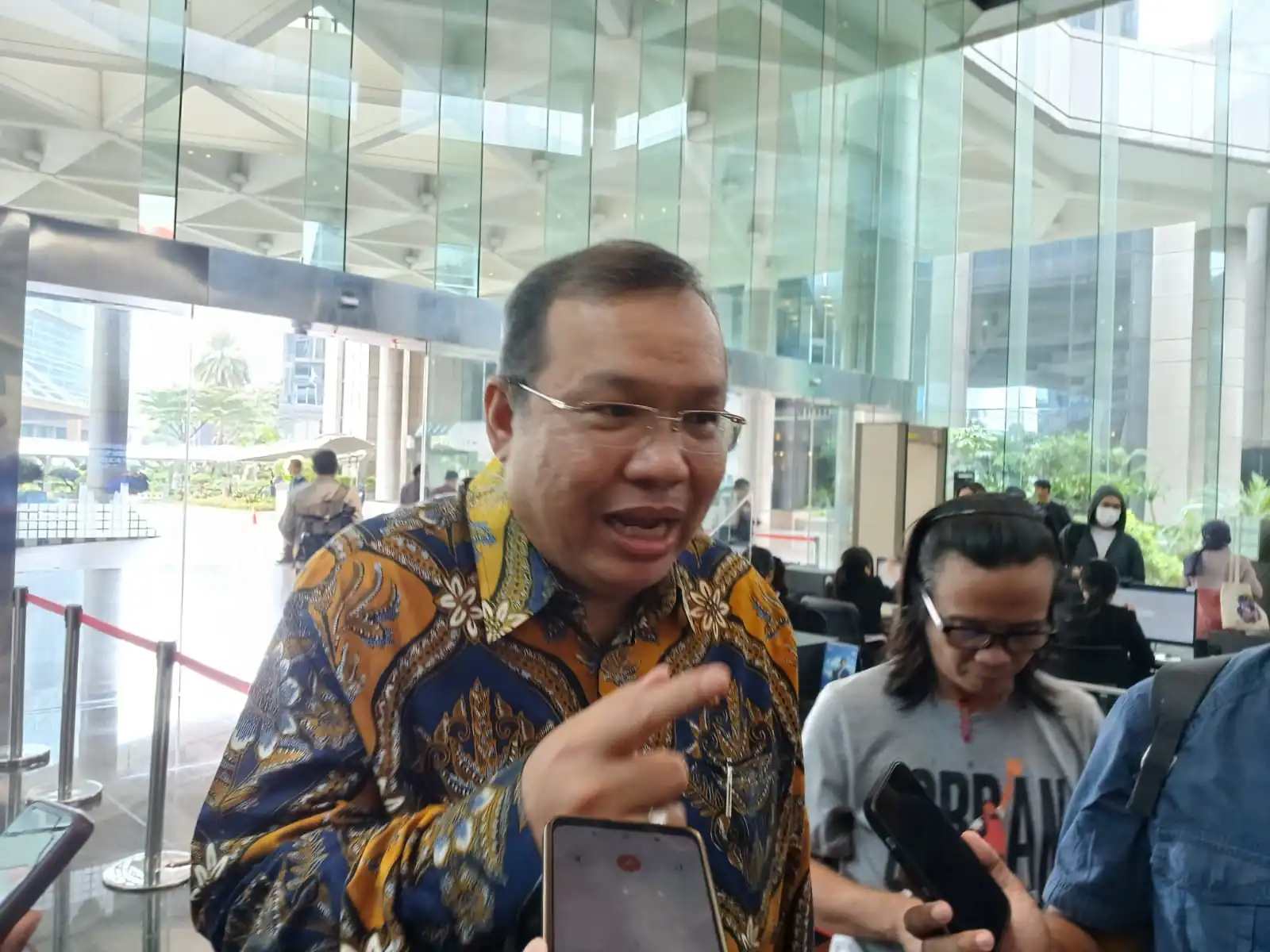 Dirut BEI Mengundurkan Diri, Menkeu Purbaya: Waktu yang Tepat Serok Saham