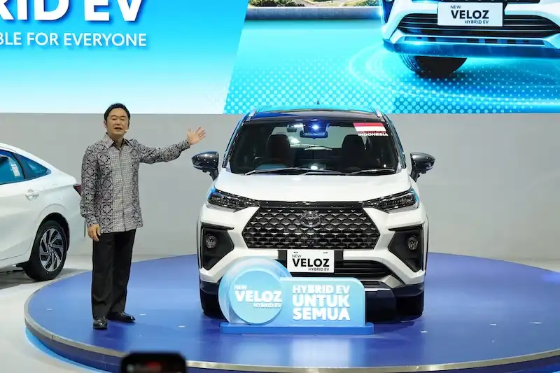 Toyota Resmi Jual Veloz Hybrid EV Lokal di IIMS 2026
