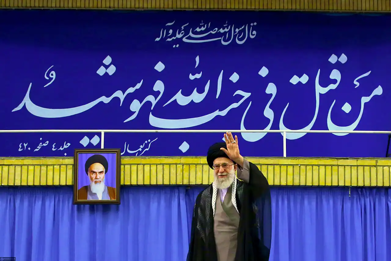 Pasca-Khamenei: Ekonomi Iran Dibayangi Ketidakpastian?