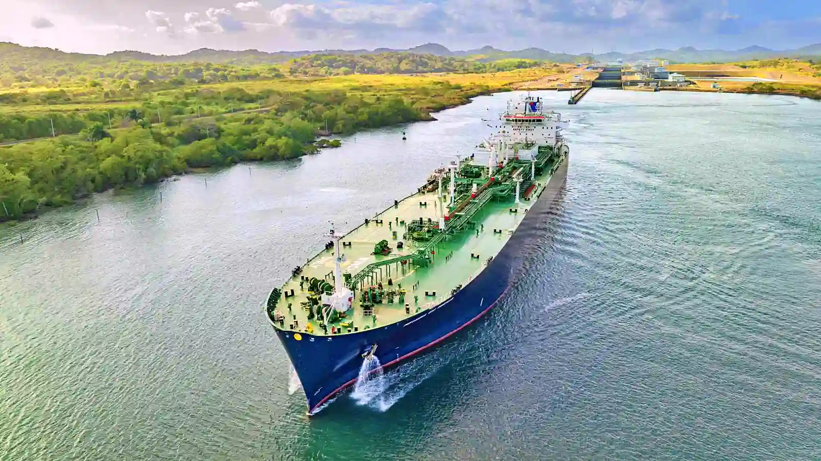 Tembus Selat Hormuz, Dua Kapal Pertamina ini Amankan Pasokan BBM Jadi Segini