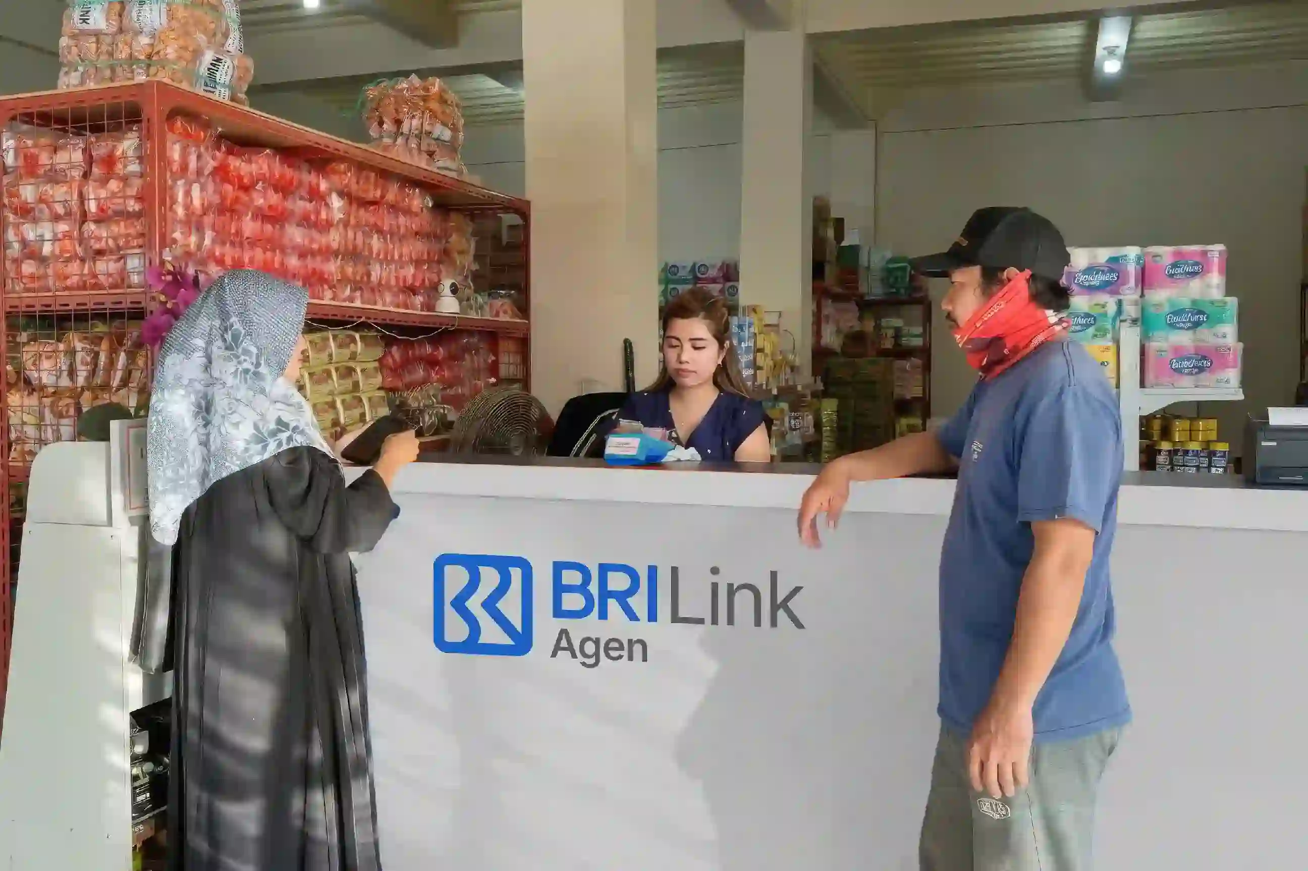 BRILink Agen di NTB Permudah Akses Perbankan, Tumbuhkan Ekonomi Desa