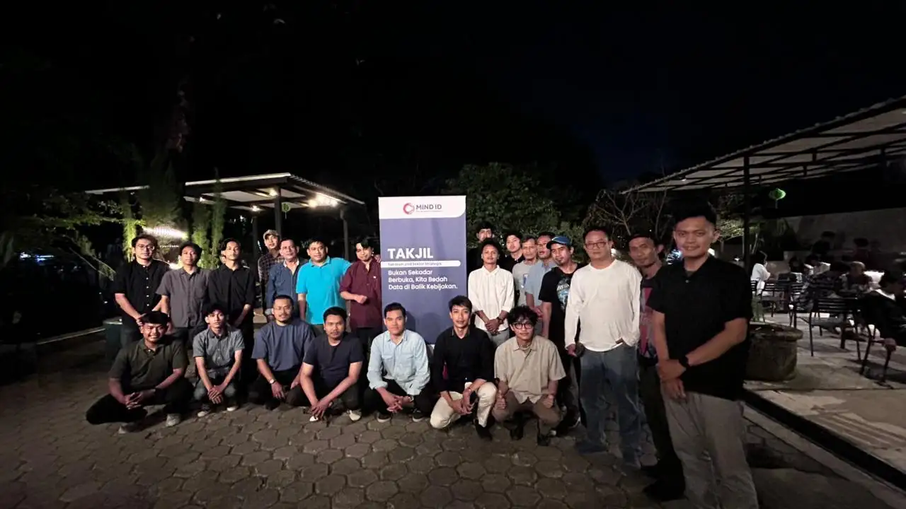 Membuka Ruang Bedah Data  Kebijakan Strategis Pertambangan