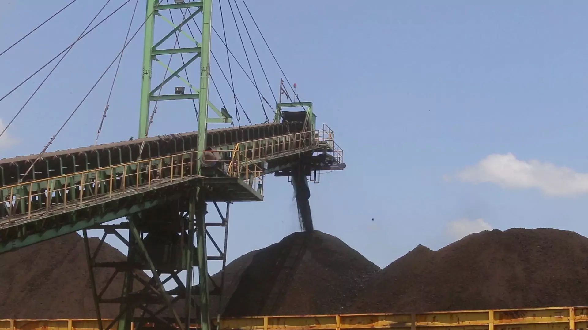 PT Dana Brata Luhur (TEBE) Bagi Dividen Lebih Besar dari Laba