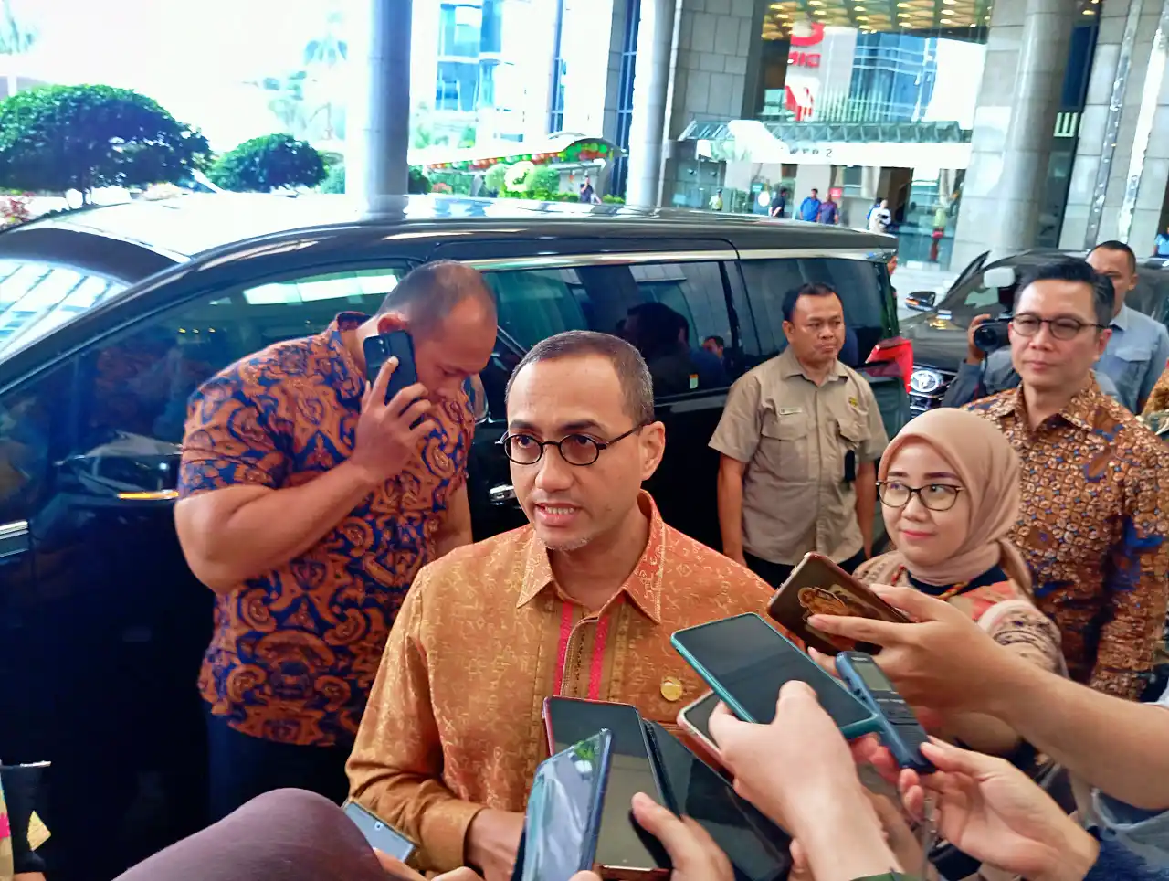 IHSG Rontok Year to Date, OJK Ungkap Sumber Tekanan Sebenarnya