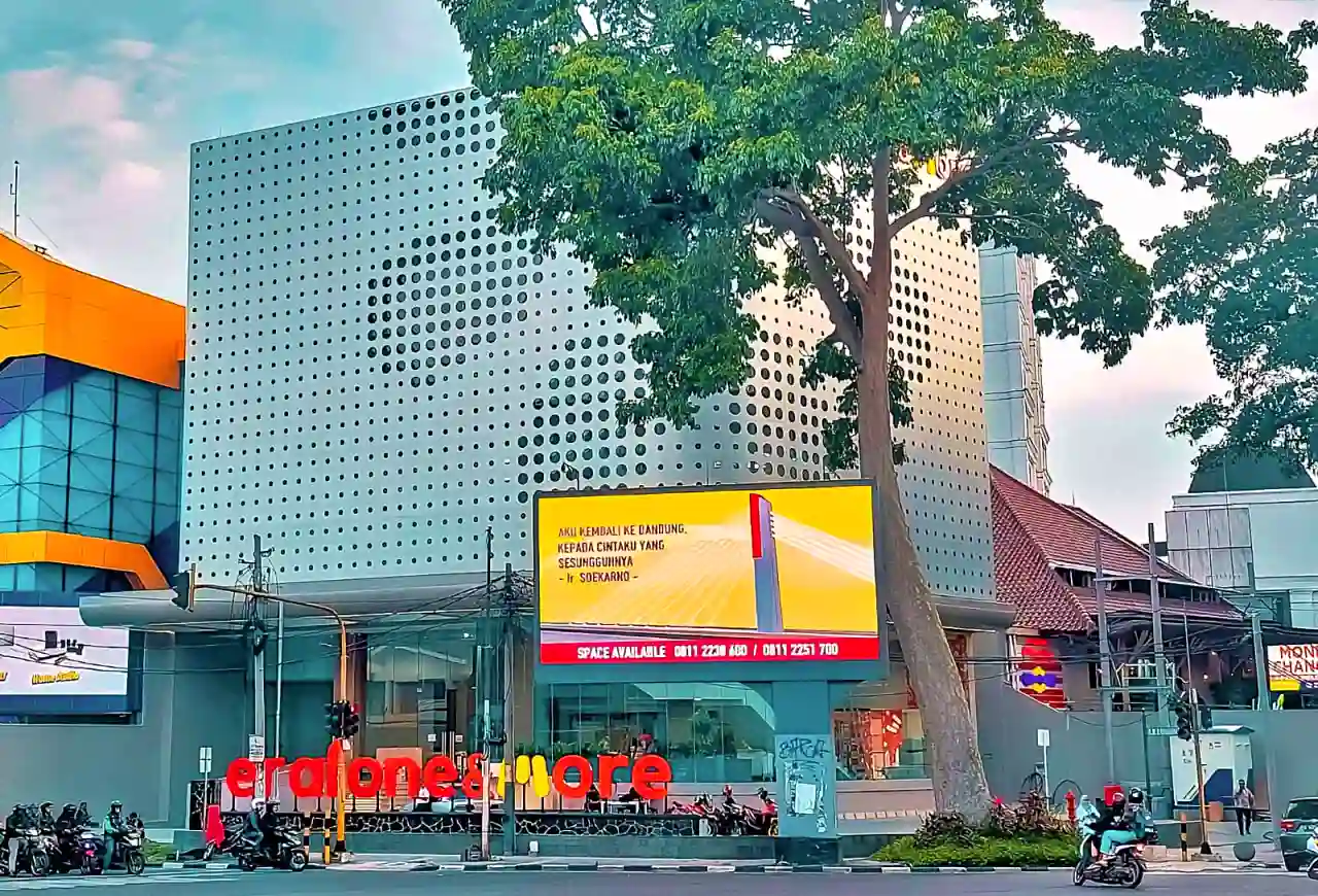 Pendapatan ERAA Tembus Rp76,6 Triliun, Analis Kompak Kasih Sinyal ini