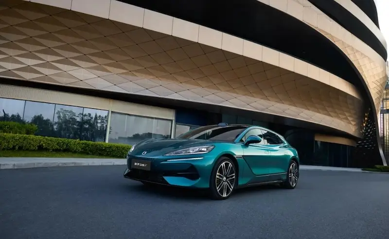 BYD Bawa Denza Z9 GT ke Eropa, Tembus 1.036 Km