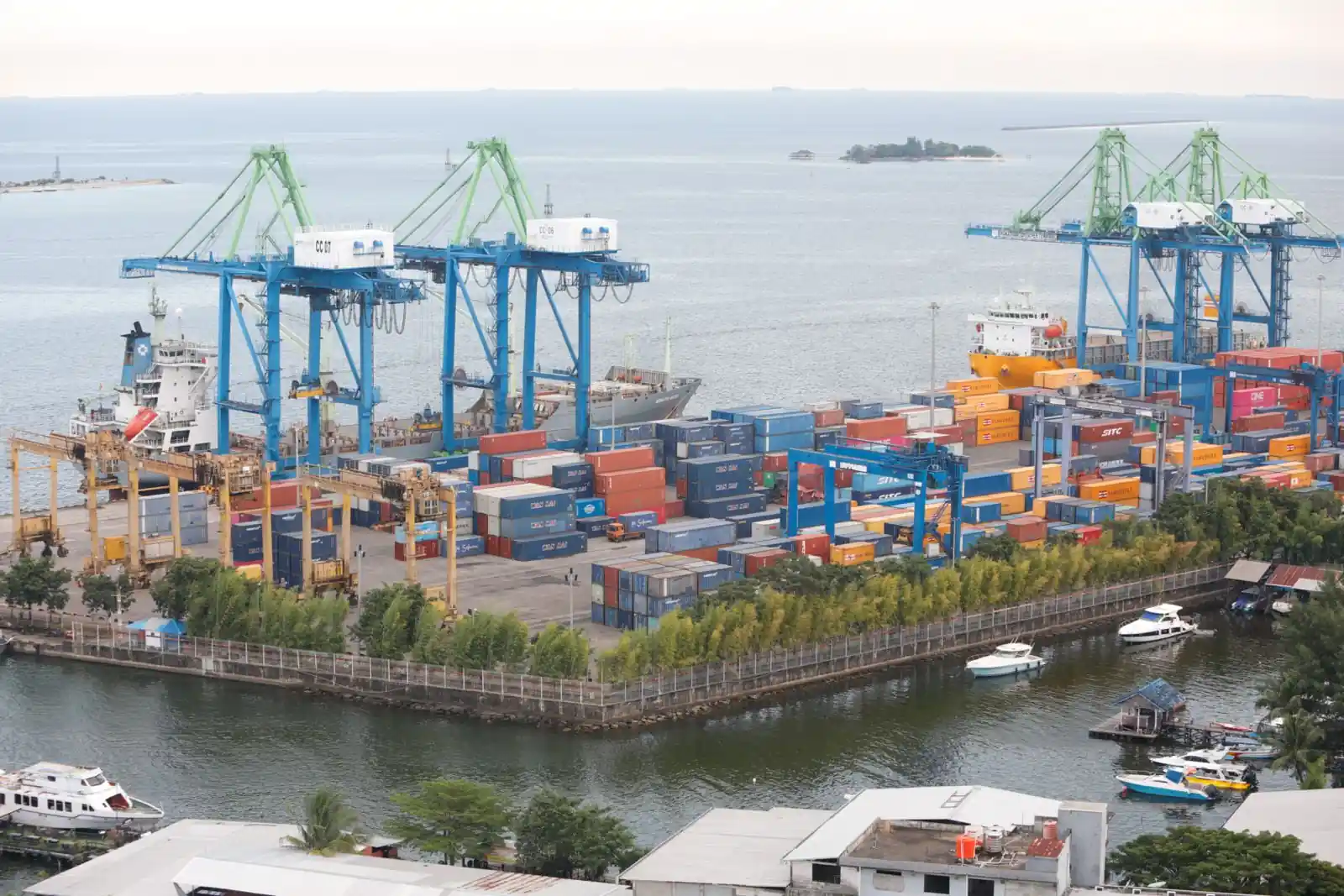 Harga Komoditas Naik, Negara Kehilangan Ratusan Triliun karena Pajak Belum Menangkap Rente