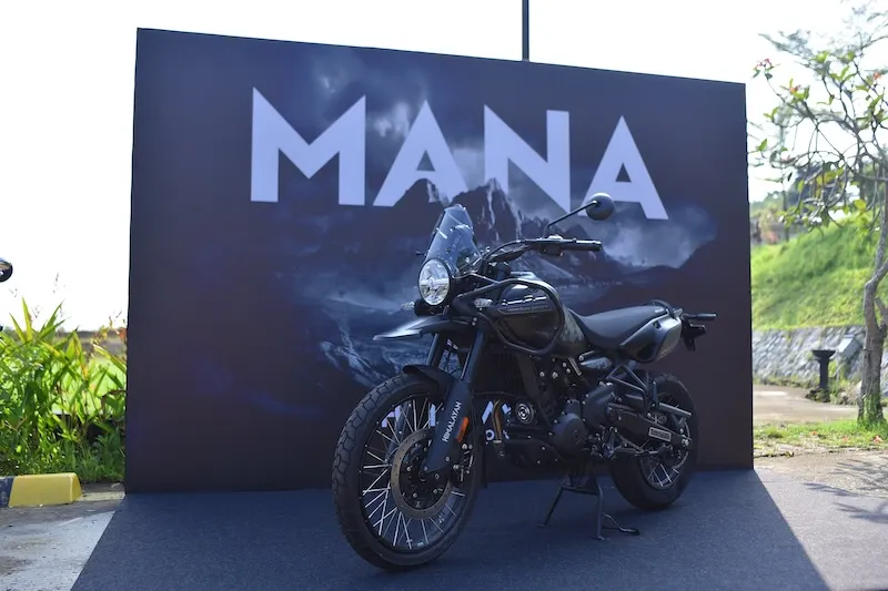 Royal Enfield Luncurkan Himalayan Mana Black Edition, Dibanderol Rp168 Jutaan