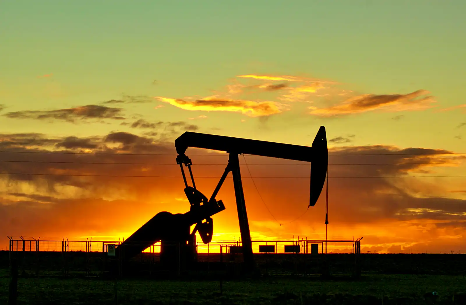 Minyak Naik Lagi, Brent Tembus USD107 per Barel