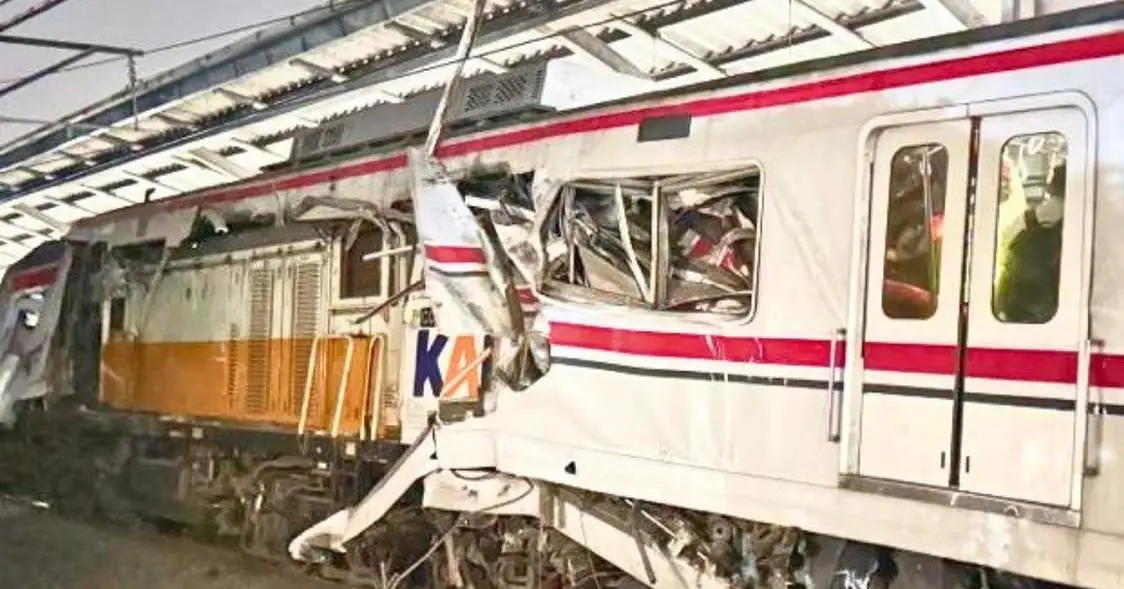 Korban Kecelakaan Kereta di Bekasi Timur Bertambah, Proses Evakuasi Berlangsung Intensif