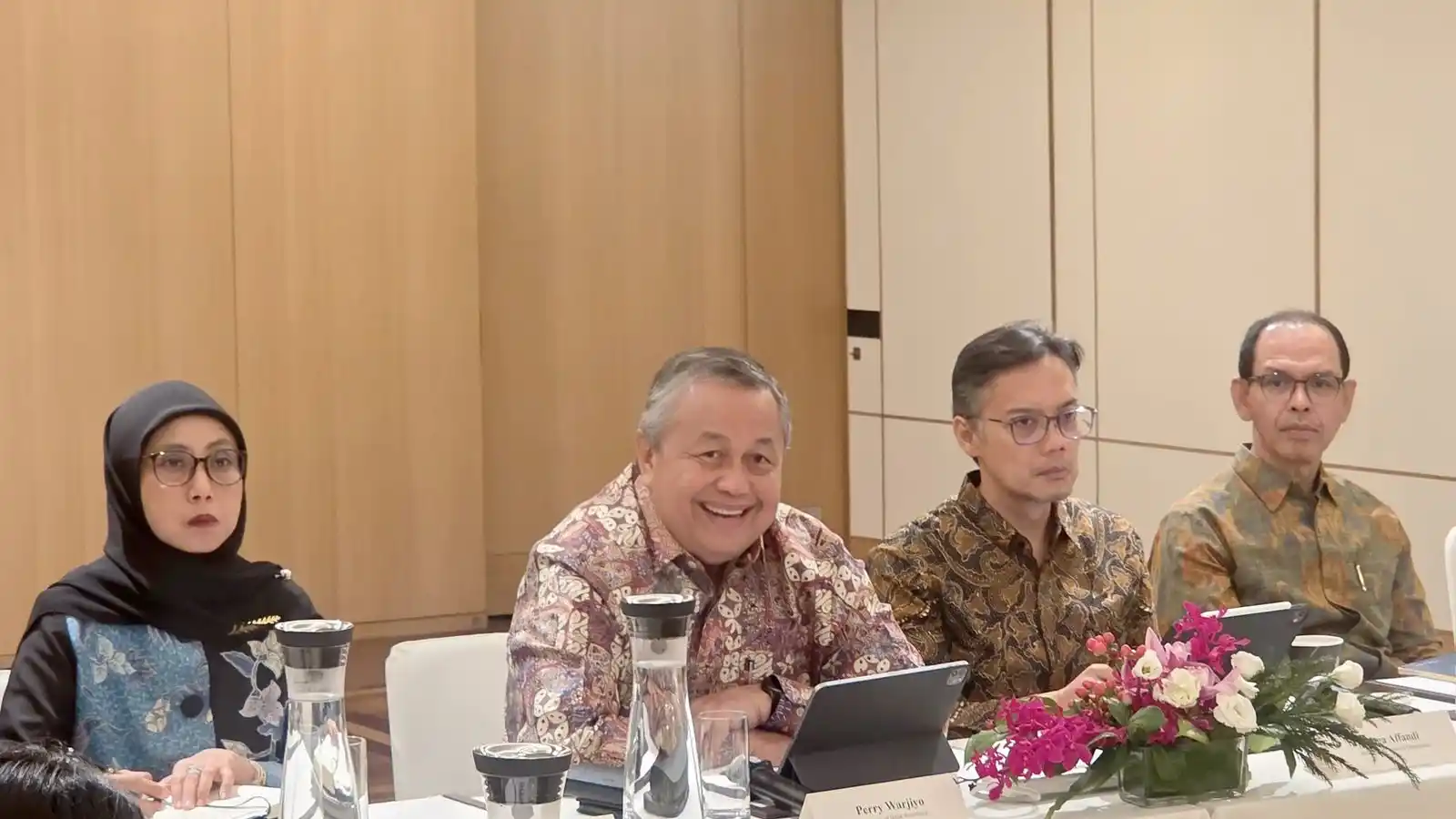 Gubernur BI Bertemu Investor di Singapura, Bahas Stabilitas Rupiah