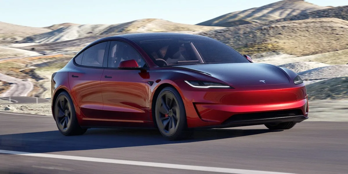 Dibuat di China, Harga Varian Baru Tesla Model 3 Cetak Sejarah