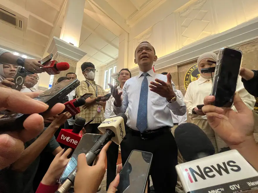 Bahlil Ungkap Strategi Pertamina Berburu Minyak Murah dari Berbagai Negara