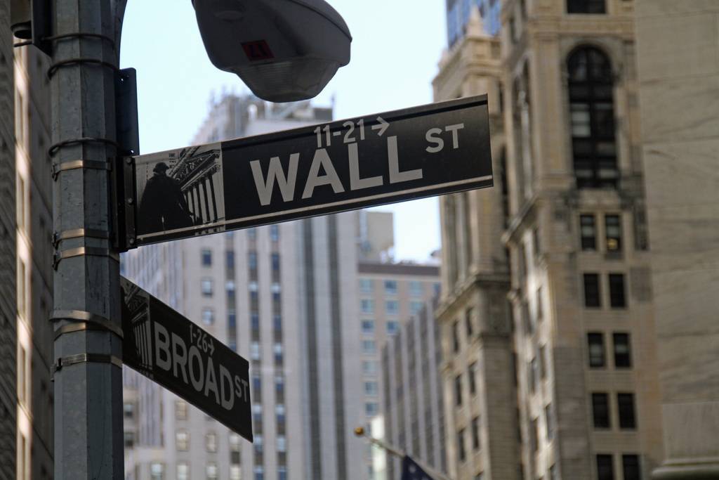 Nvidia Melonjak, Wall Street Menghijau di Tengah Kemesraan As-China
