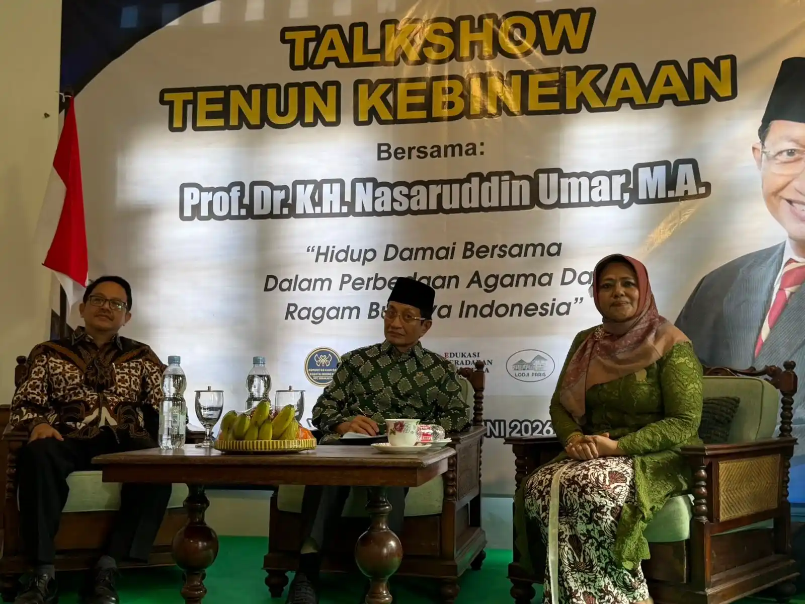 Menag Nasaruddin: Kebaya Simbol Moderasi Beragama dan Harmoni Budaya