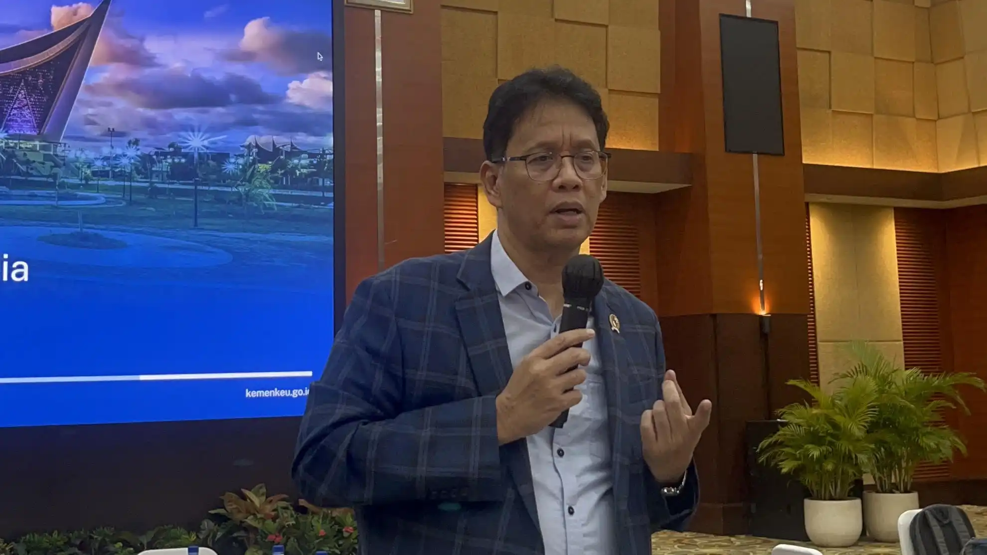 Purbaya Soal Biaya Dinas Prabowo: Kalau Punya Duit, Nombok Boleh Saja