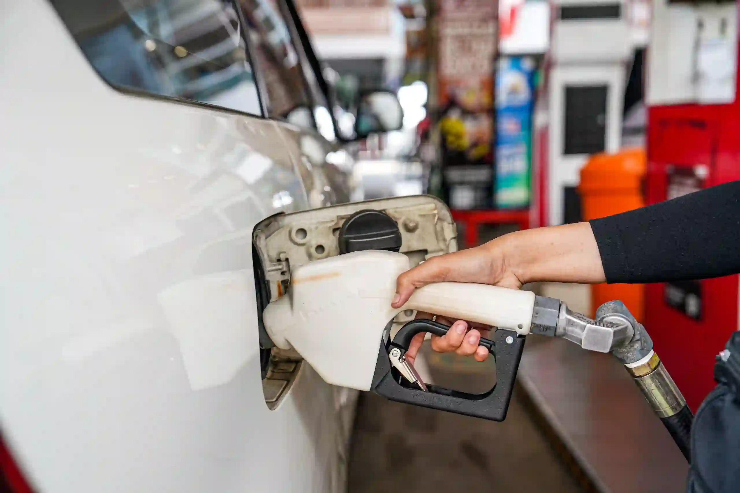 Pertamax Naik Gila-gilaan, Pemilik Mobil Menengah Terancam Turun Kelas ke Pertalite