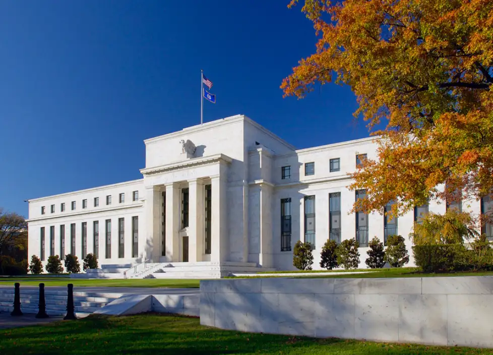 Data Tenaga Kerja AS Melempem, The Fed Berpotensi tak Lagi Hawkish